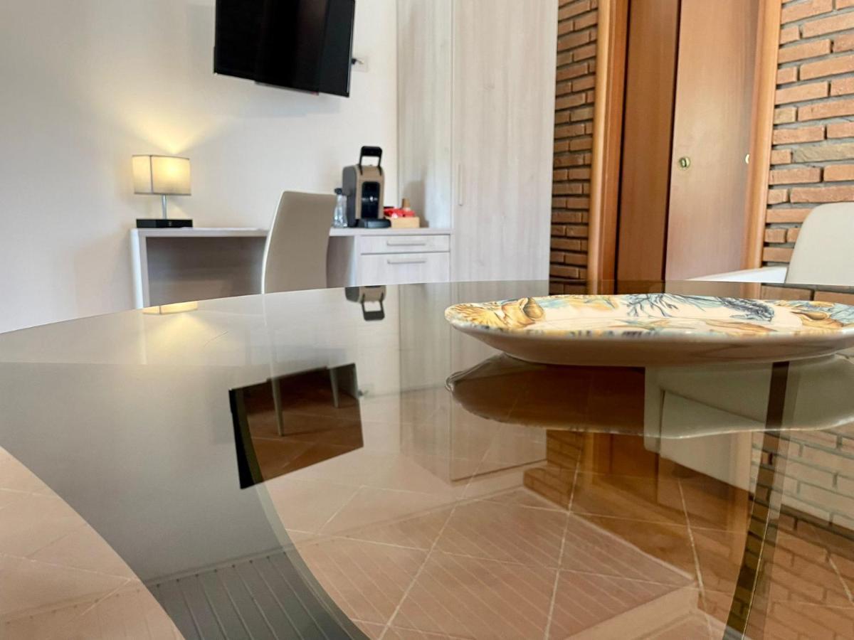 Villa Maria Elena Charme B&B กาโปวาติกาโน ภายนอก รูปภาพ